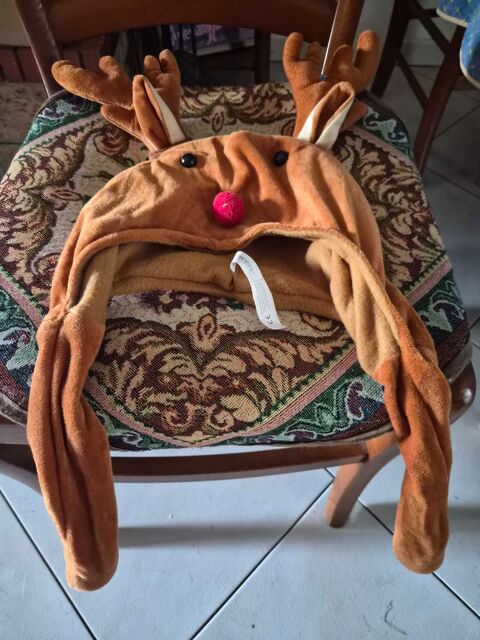 Bonnet d�guisement 3 Le Chesne (08)