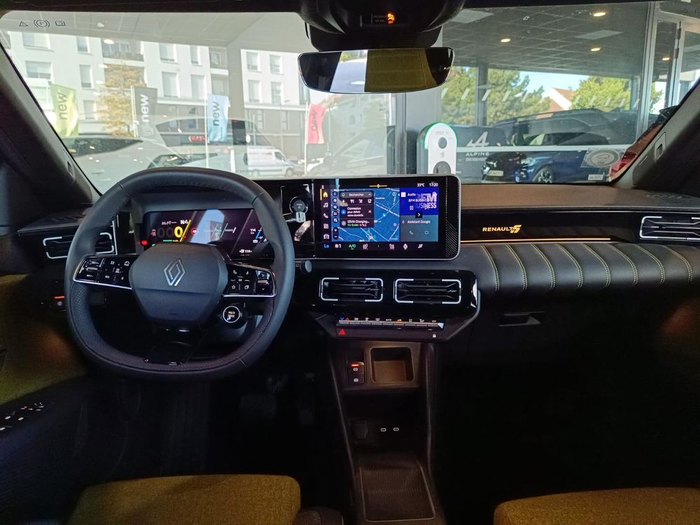 R5 Renault 5 E-Tech Electrique 150 ch autonomie confort Iconic 2025 occasion 95220 Pierrelaye