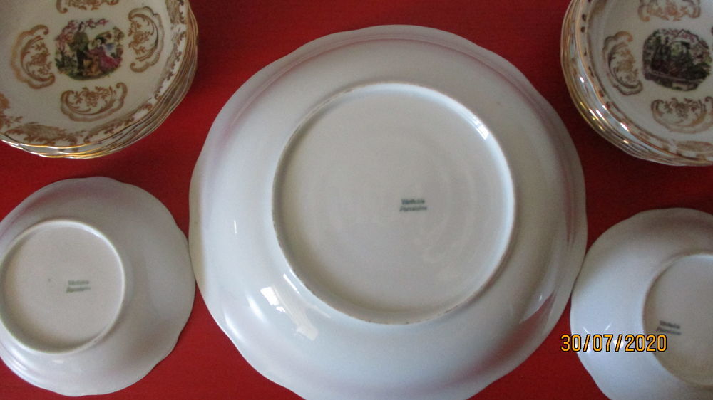 Service &agrave; Dessert Motif Chinois (1950). Décoration