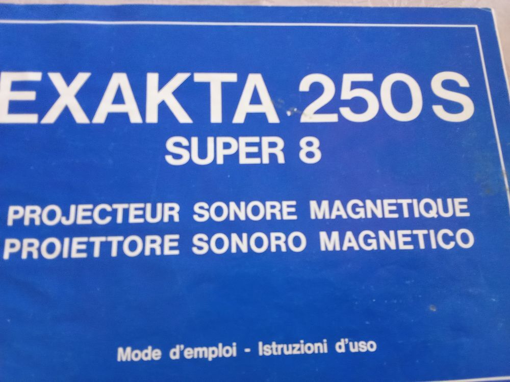 Projecteur super 8 couleur Photos/Video/TV