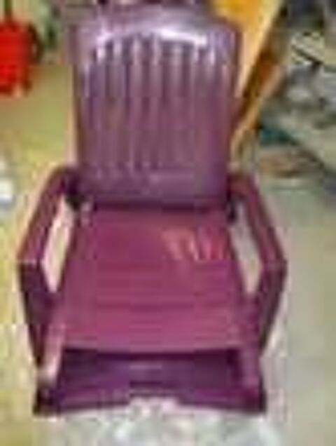 A SAISIR = Chaise longue violet avec son coussin NEUF  0 Mrignies (59)