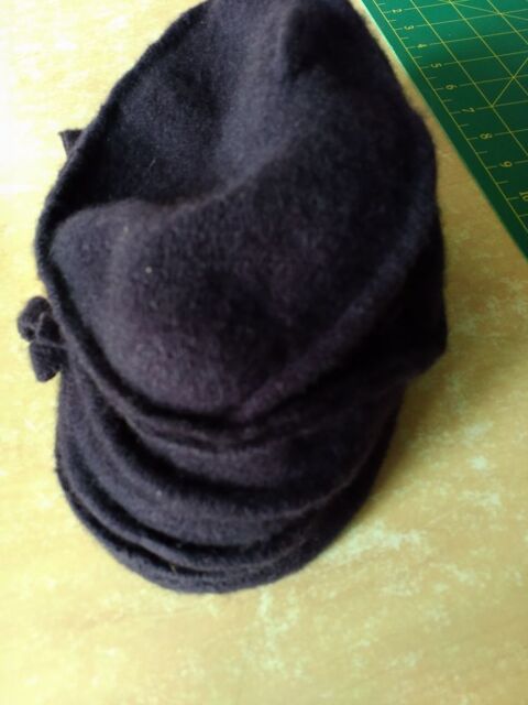 Toque violine 6 Montebourg (50)