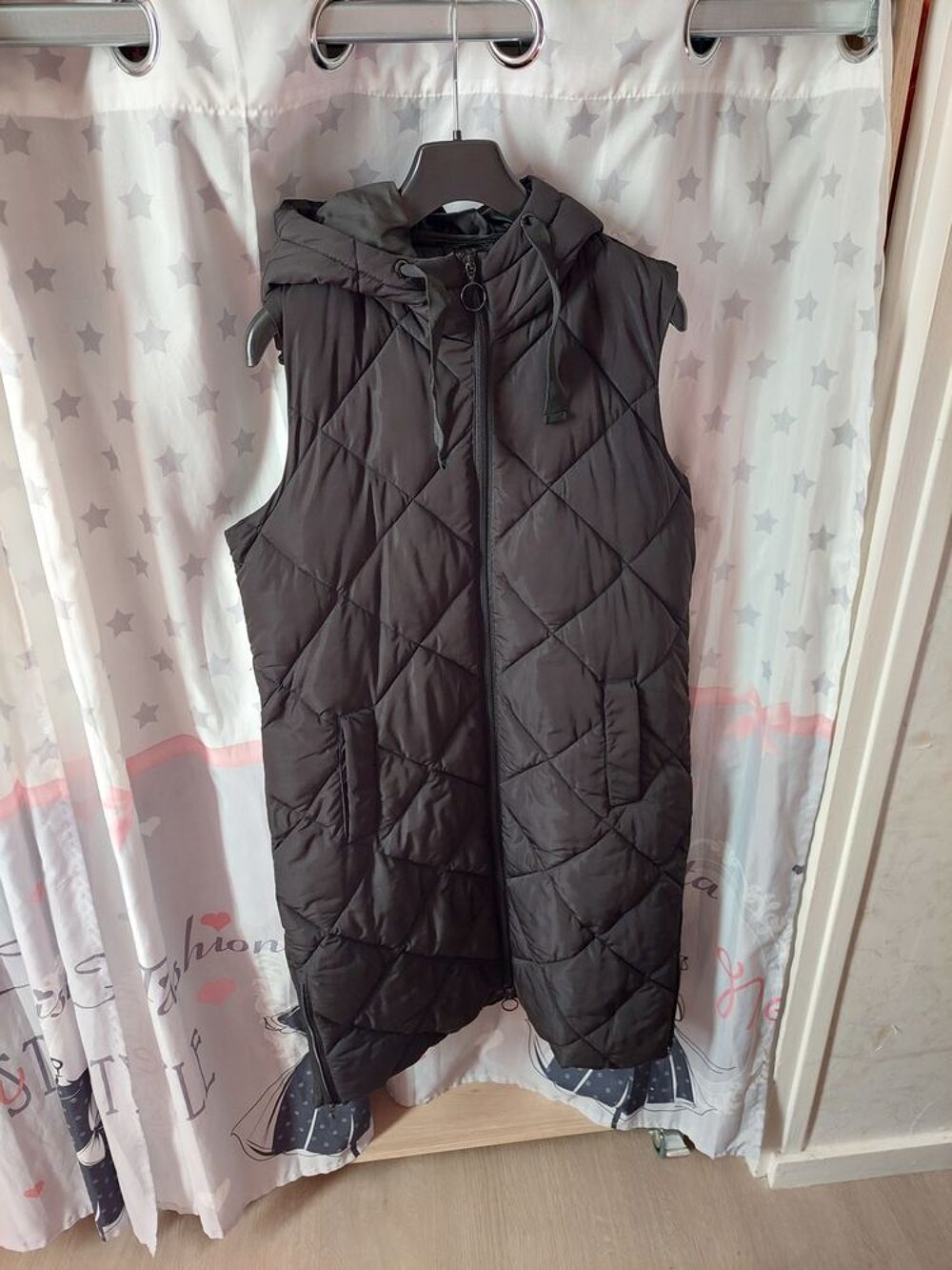 V&ecirc;tements diverses V�tements