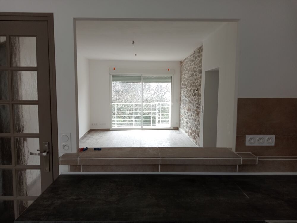 Location Appartement Appartement de Standing proche centre-ville, très calme. Alès