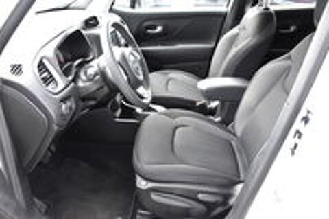 Renegade 1.5 Turbo T4 130 ch BVR7 e-Hybrid High Altitude 2023 occasion 56300 Pontivy