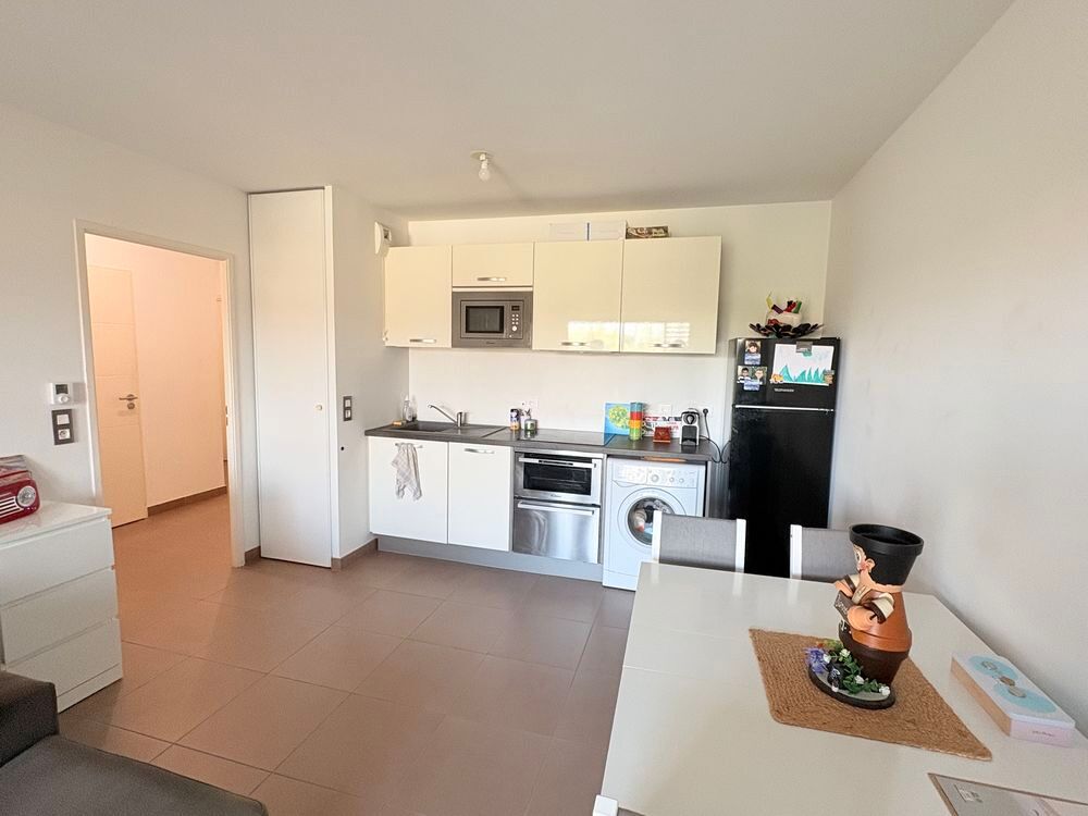 Vente Appartement Superbe 2 pieces 44m2 avec loggia Antibes Les Combes Antibes