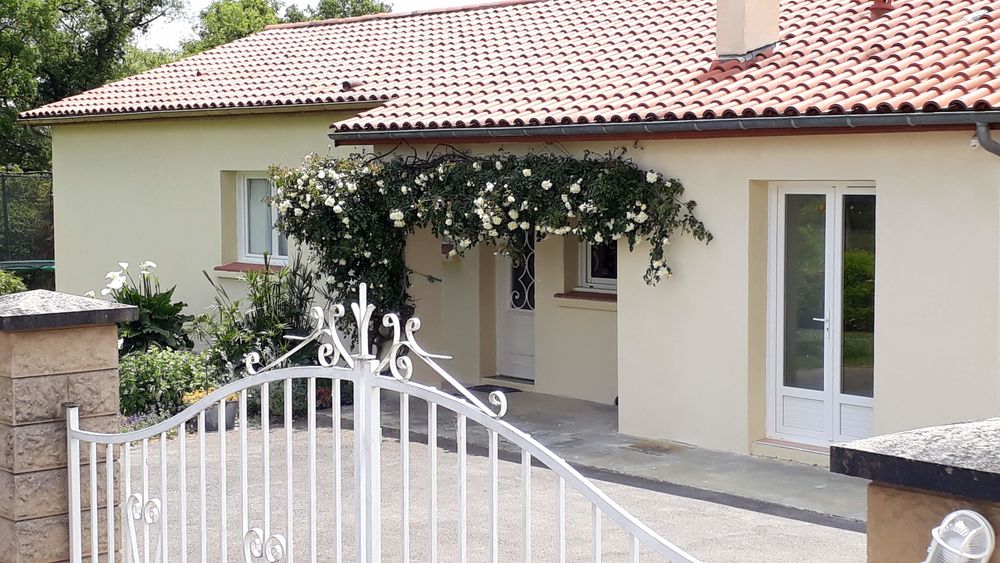 Vente Maison Villa rénovée 115m² - Vue Pyrénées - Piscine Mirande