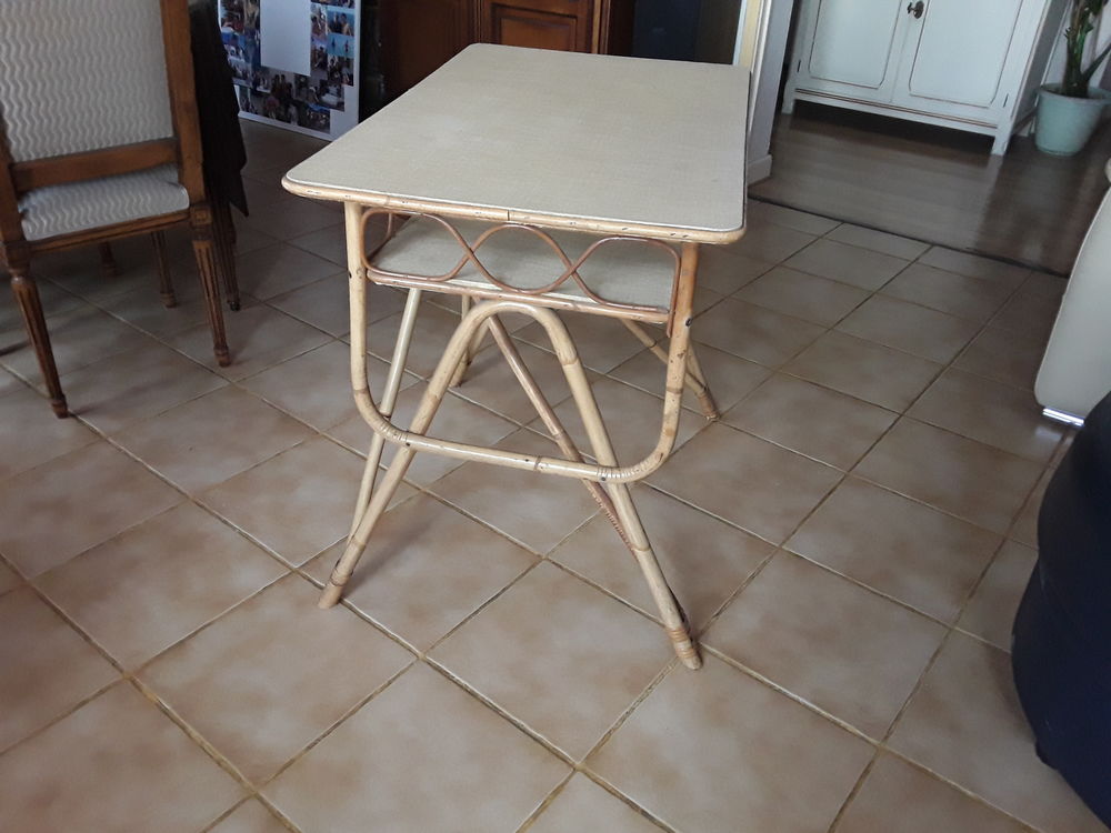 bureau rotin ann&eacute;es 70 Meubles