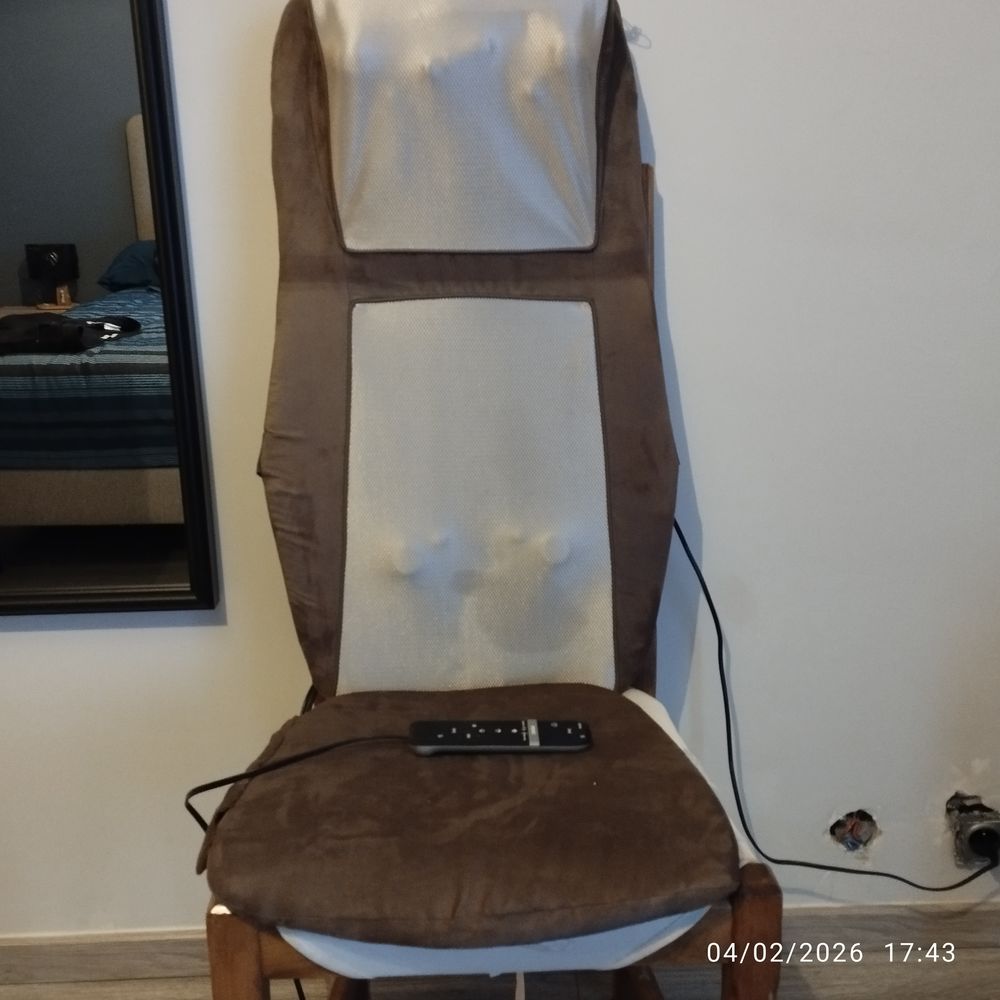 Coussin shiatsu chauffant 10€ Meubles