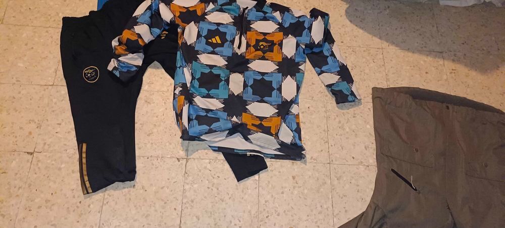 surv&ecirc;t Adidas Alg&eacute;rie Vêtements
