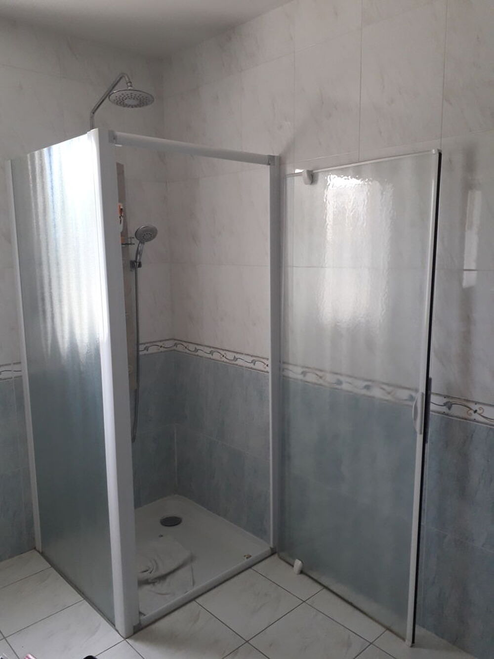 porte de douche avec paroie fixe Meubles