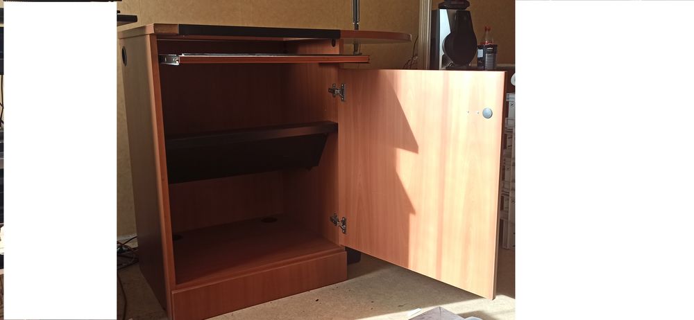 un Meuble informatique pro + chaise r&eacute;glable Matériel informatique