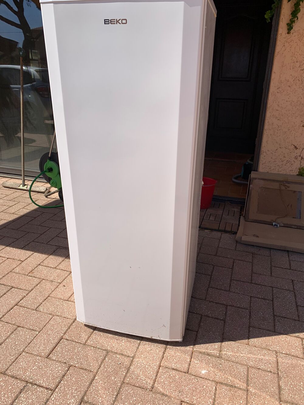 R&eacute;frig&eacute;rateur BEKO 252L Electroménager