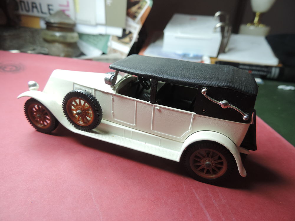 SOLIDO - RENAULT 40 CV - 1928 - Echelle : 1/43 &egrave;me. 