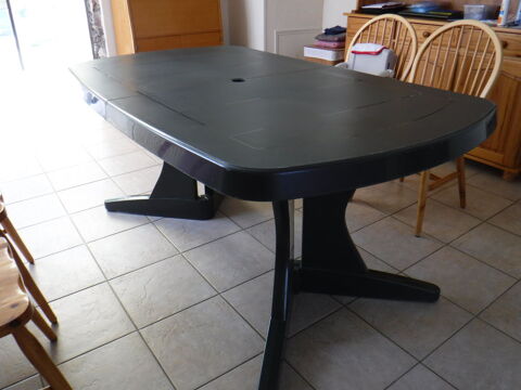 Table et chaises jardin 40 Villeneuve-le-Roi (94)