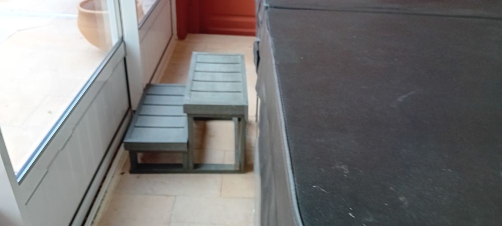 jacuzzi neuf 2 positions allong&eacute;es Sports