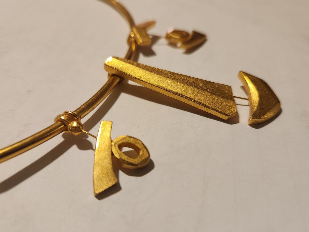 Collier rigide ras-de-cou Visage Christian LACROIX Bijoux et montres