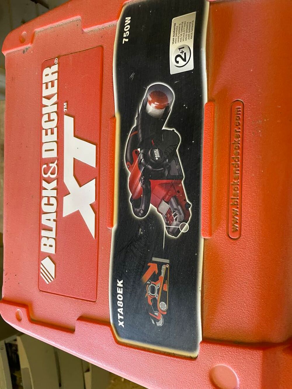 Ponceuse &agrave; bande Black et Decker Bricolage