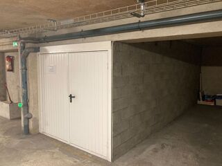  Parking / Garage à vendre 13 m² L'haÿ-les-roses