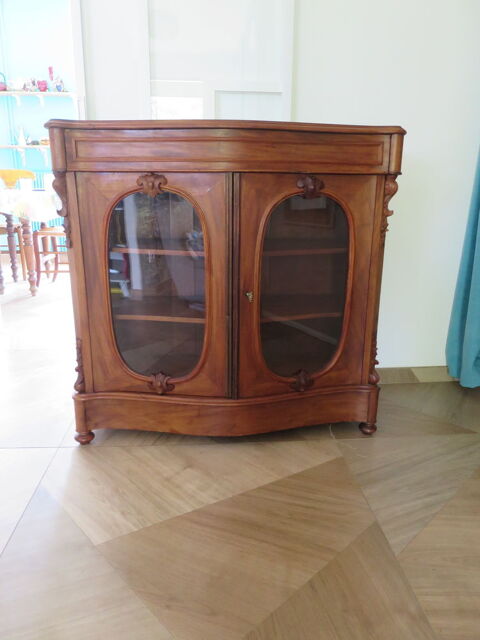 Buffet bas -Vitrine-Façade galbée- Bois sculpté-2 portes 285 Fondettes (37)