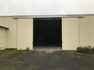  Parking / Garage à louer 23 m²