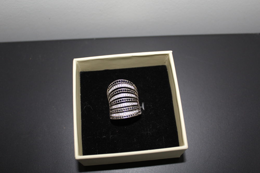 Bague argent 925 /oxydes de zirconium Bijoux et montres