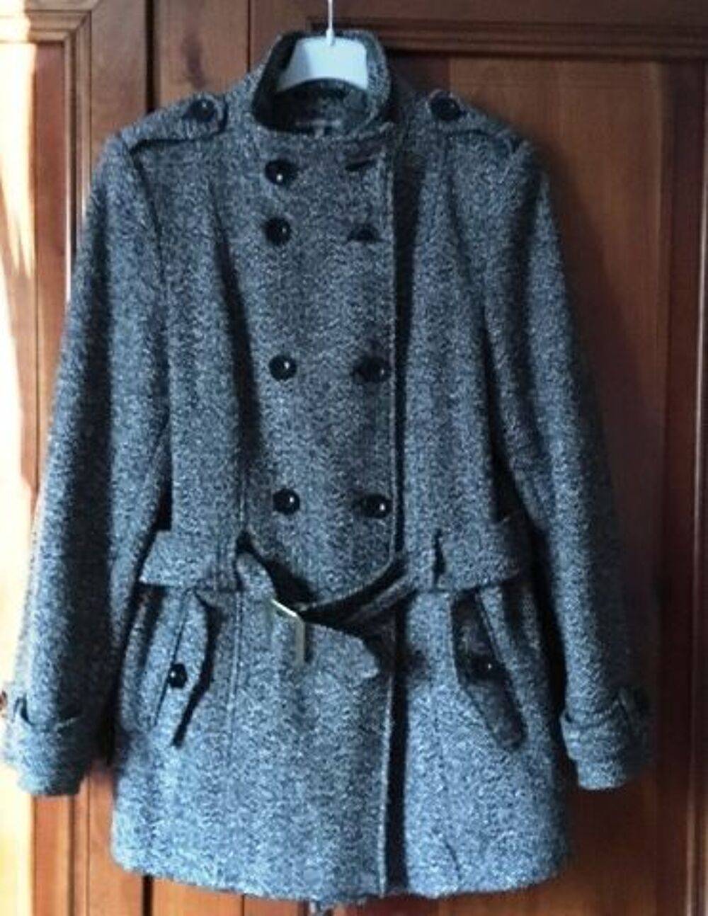 manteau chin&eacute; noir et blanc, Vêtements