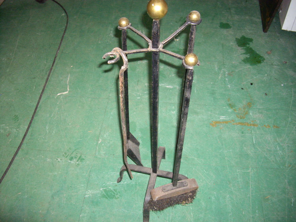 N&eacute;cessaire pour chemin&eacute;e Bricolage