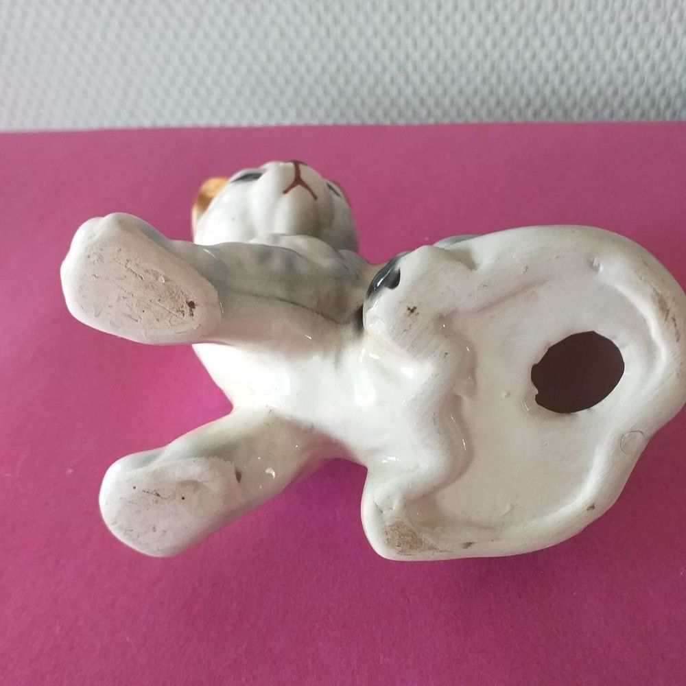  Chat d&eacute;coratif en porcelaine, assis Dcoration