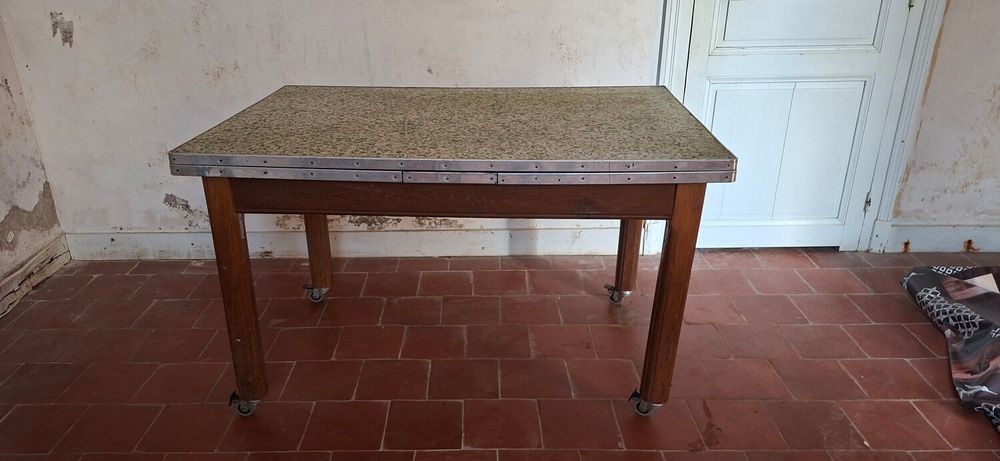 Table de cuisine Meubles
