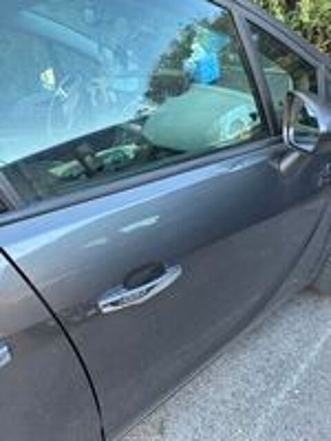 Meriva 1.7 CDTI - 110 FAP Cosmo 2010 occasion 34110 Frontignan
