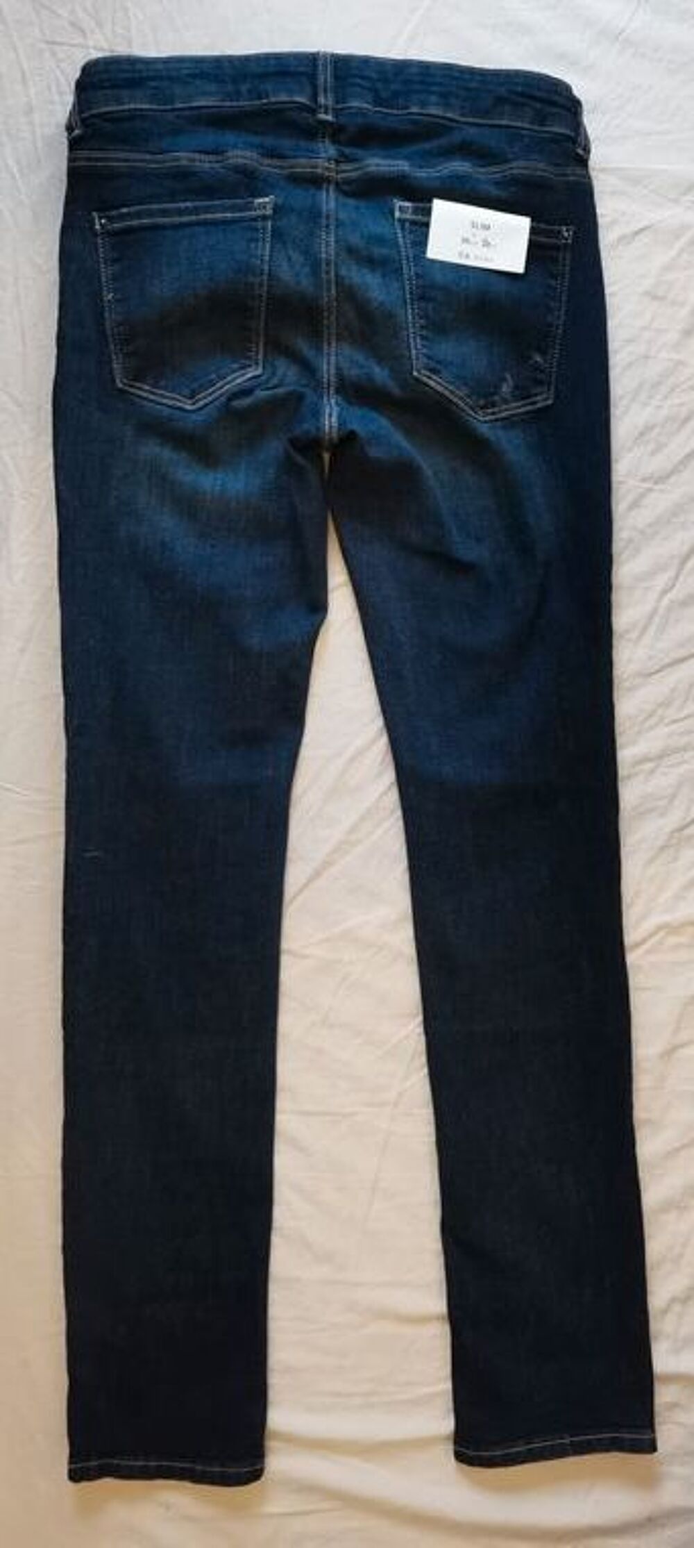 pantalon de grossesse, slim
Talle: 38
Neuf avec &eacute;tique Vêtements