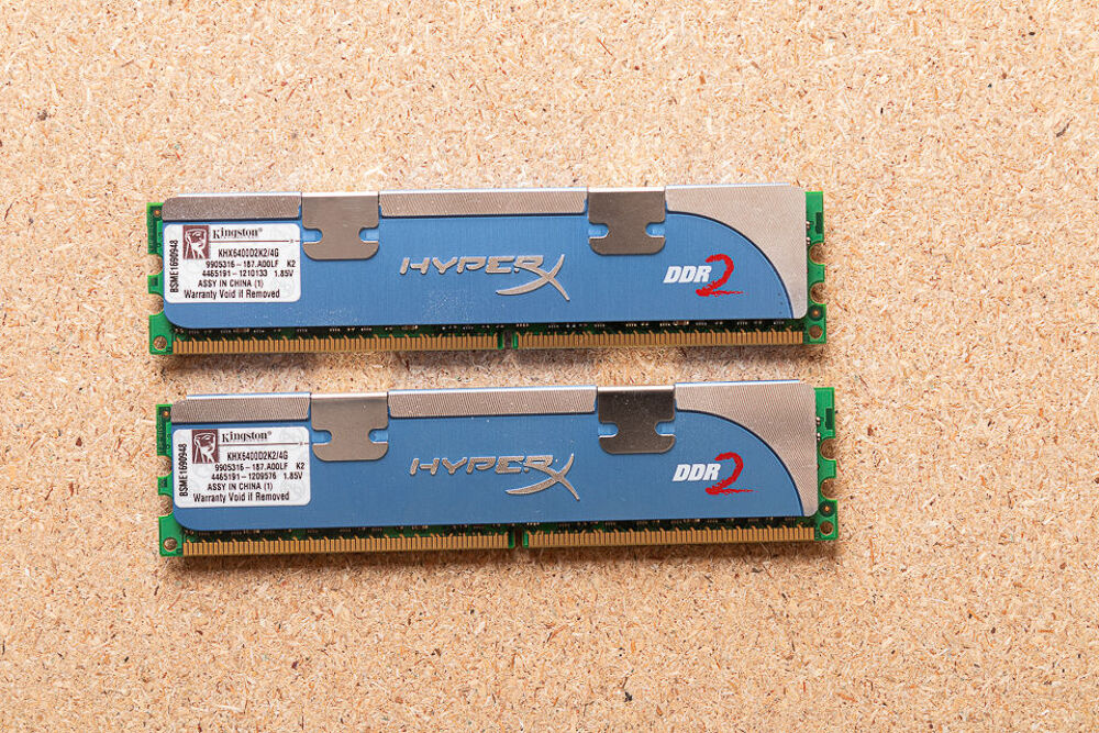 2 Barrettes m&eacute;moire Kingston 4GB
Matériel informatique