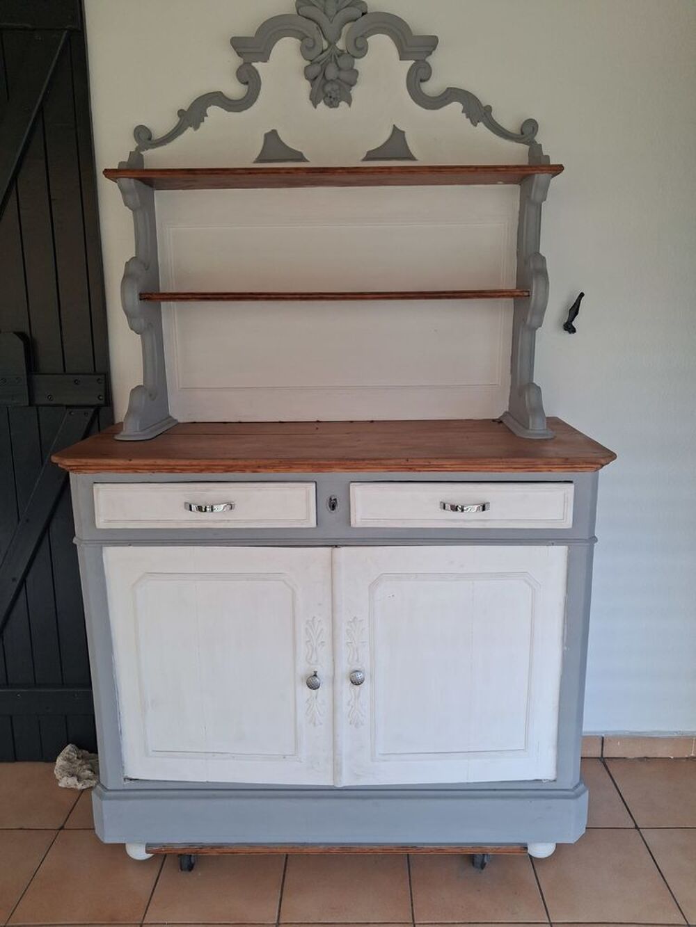 d un buffet ancien r&eacute;nov&eacute; Meubles