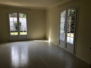 Maison à louer 6 pièces 163 m² Aix-en-provence