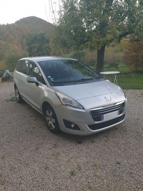 Peugeot 5008 Phase 2 1.6e-HDI EAT6 2015 occasion Albi 81000