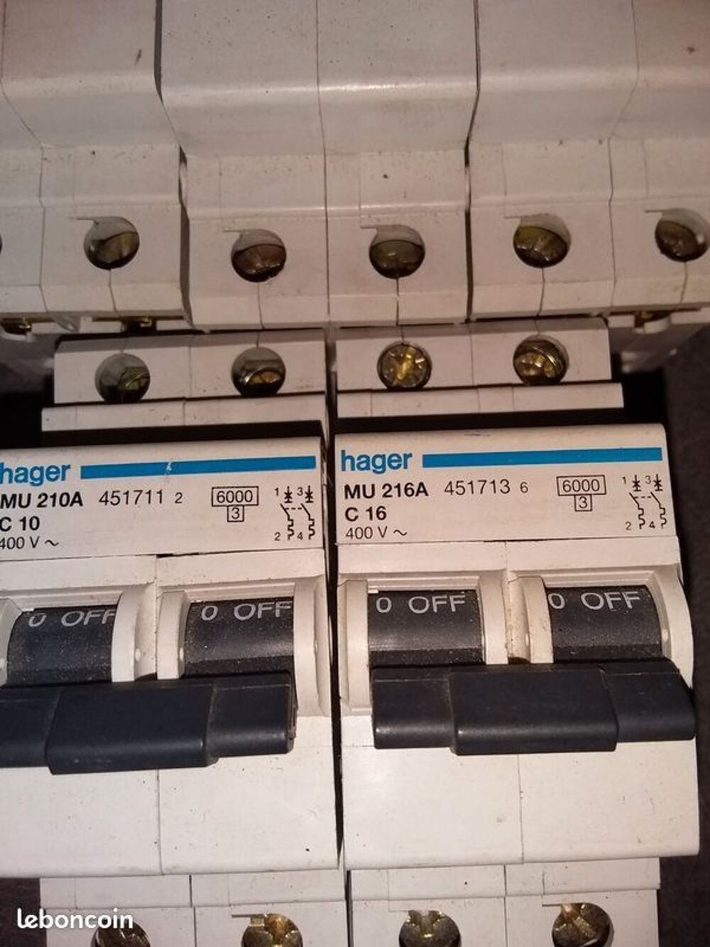 Disjoncteur hager mu216 et 210 Bricolage