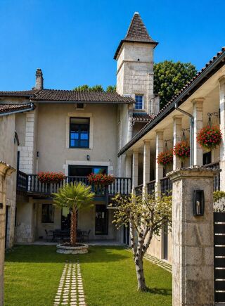  Maison � vendre 15 + pi�ces 405 m�