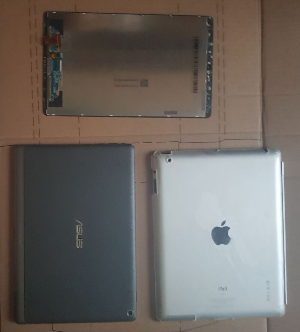 Lot de tablettes pour pi&egrave;ces 6 Téléphones et tablettes