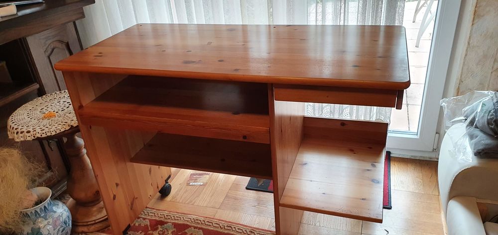 Bureau en pin massif Meubles