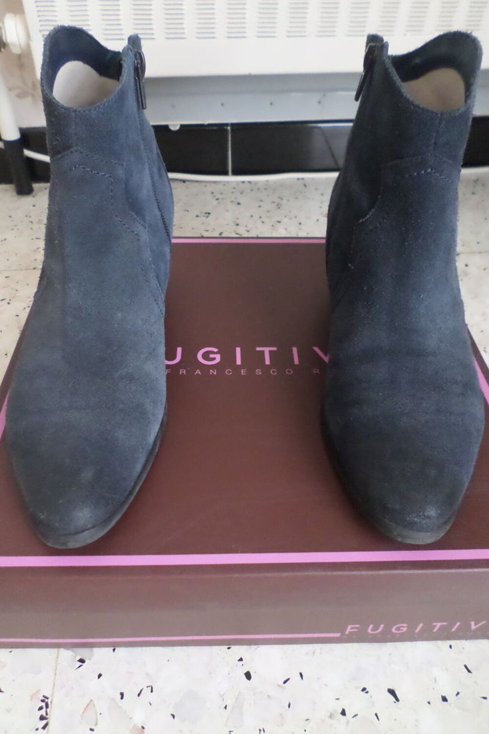 Bottine en cuir &quot;Fugitive&quot;
Chaussures