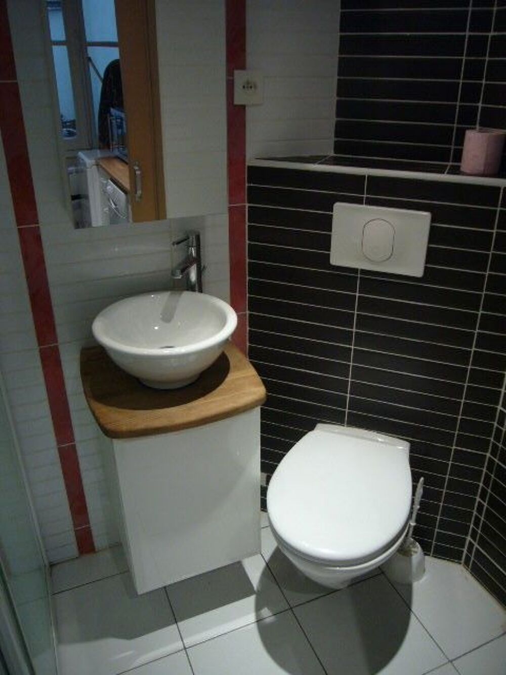 Location Appartement salle de douches avec WC, double vitrage, chauffage collecti Viry-châtillon