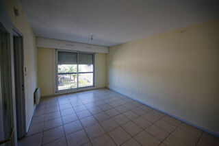  Appartement à louer 2 pièces 35 m²