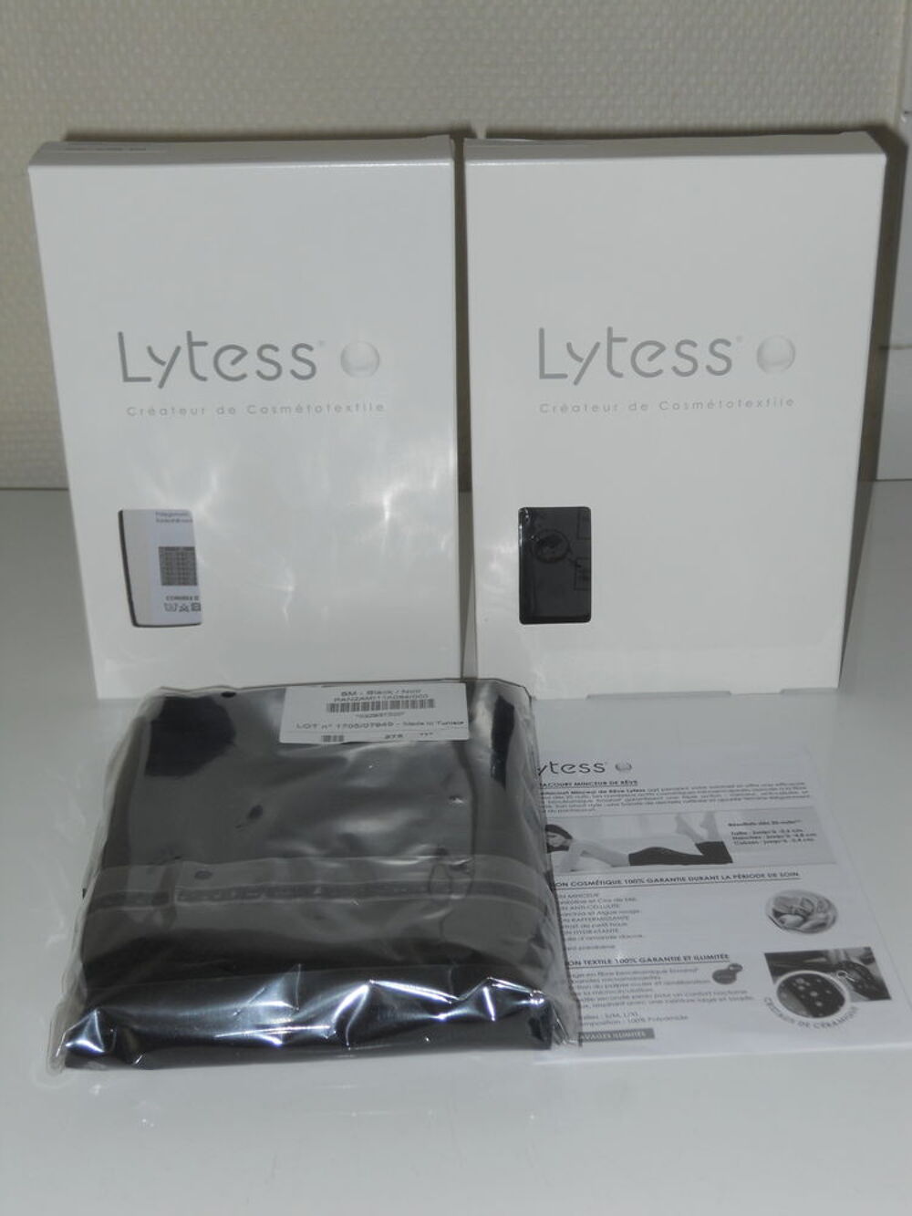Pantacourt minceur de r&ecirc;ve LYTESS neuf Vêtements