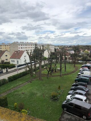  Appartement à louer 3/4 pièces 64 m²