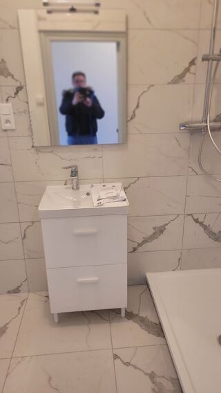  Appartement à louer 2 pièces 60 m²
