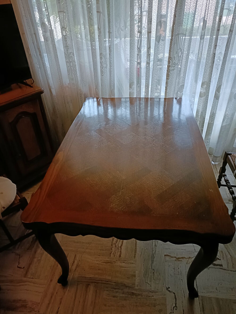 Table de salon en ch&ecirc;ne rectangulaire avec deux rallonges Meubles