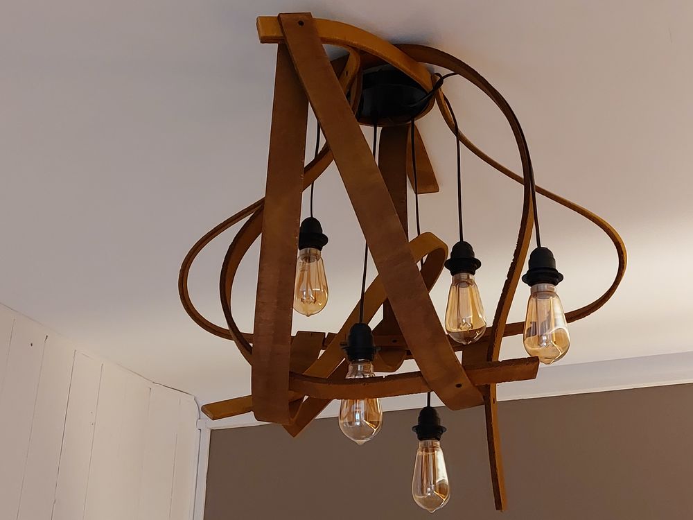 LUSTRES EN BOIS SUR MESURE Décoration