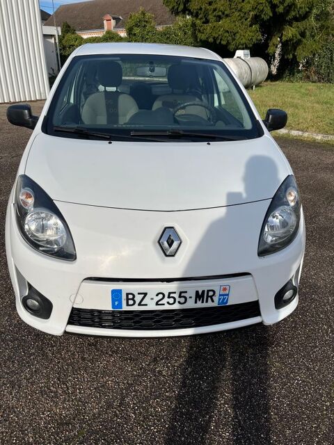 Renault Twingo II 1.5 dCi 75 eco2 Authentique 2011 occasion Fleury-les-Aubrais 45400