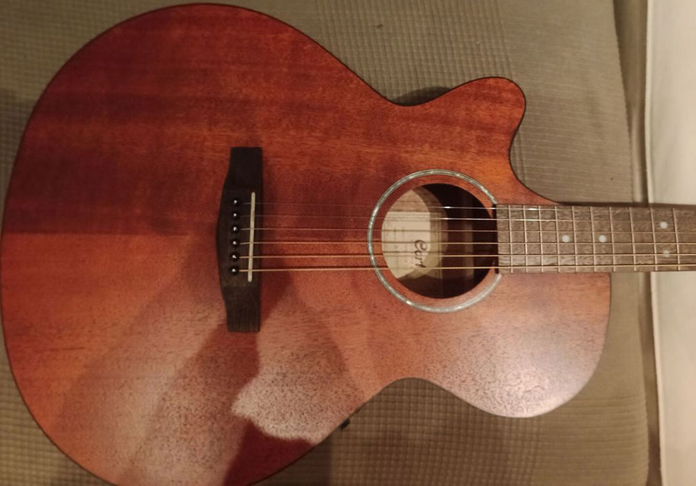 Guitare &eacute;lectro acoustique gaucher Cort Instruments de musique